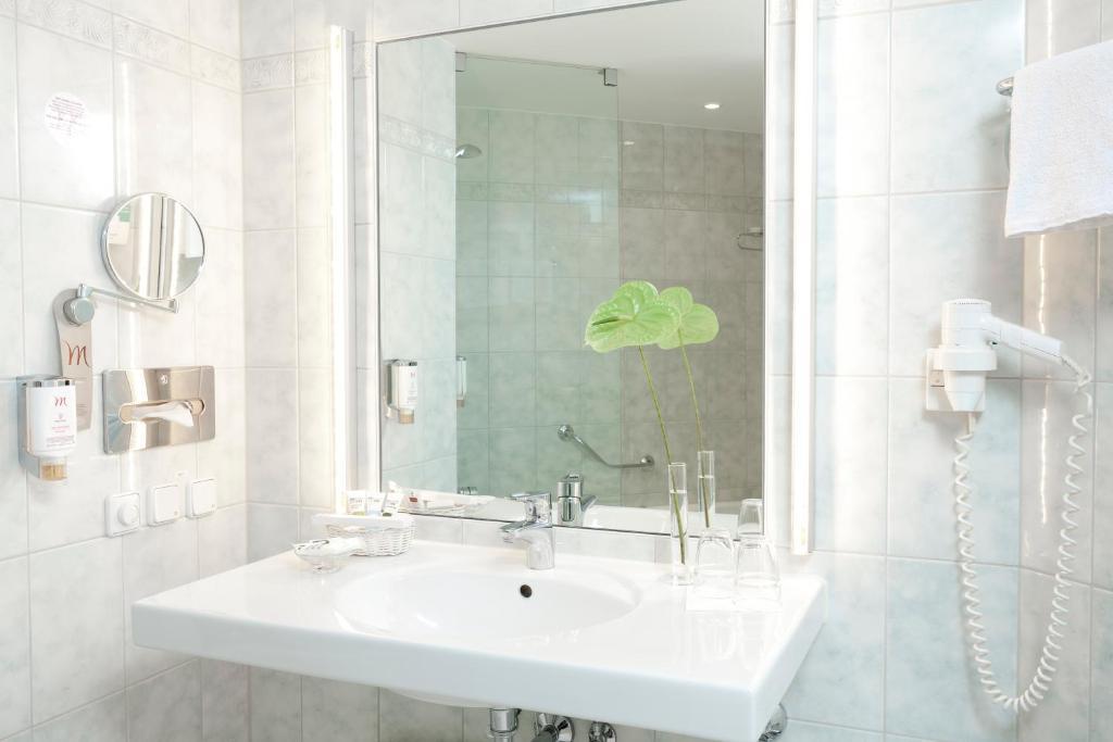 Standard Twin Room,1698848629:JPEG